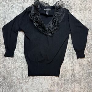 Spree International Women's Black Ruffle Trim V-Neck Sweater Pullover